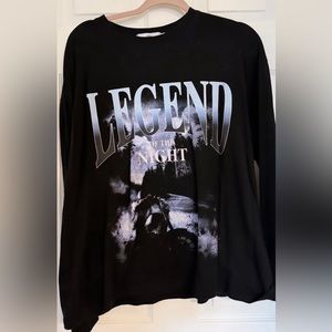 Adika black graphic long sleeve.